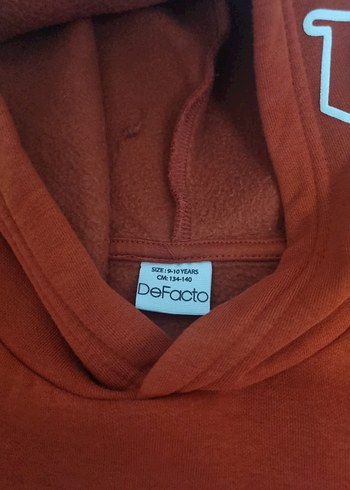 kırmızı kapşonlu erkek çocuk uzun kolu üst kışlık sıcak tutar - Görsel 4