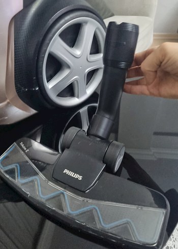 siyah Elektrikli Süpürge Philips maraton ultimate power 8 serisi - Görsel 6