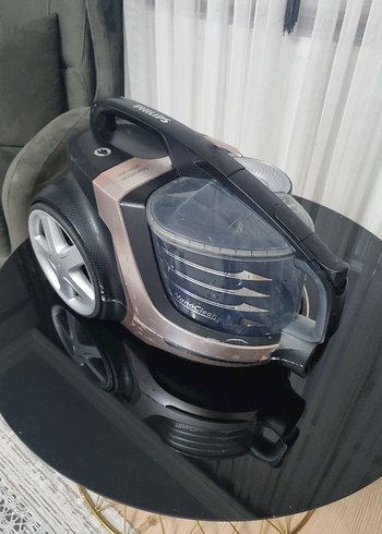 siyah Elektrikli Süpürge Philips maraton ultimate power 8 serisi - Görsel 2