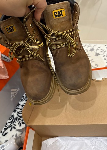 CAT ÇOCUK BOT TABA 35  Süet Bağcıklı Bot - Görsel 3