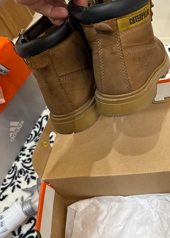 CAT ÇOCUK BOT TABA 35  Süet Bağcıklı Bot - Görsel 4