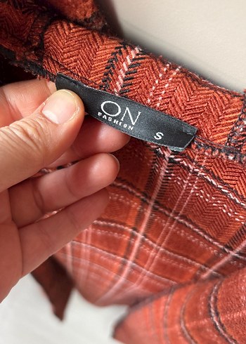 On triko Uzun Kollu Düğmeli odunlu kiremit renk  Ekose Gömlek - Görsel 2