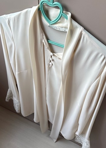 Dantel Detaylı şifon  ekru İpek Gömlek - Görsel 5