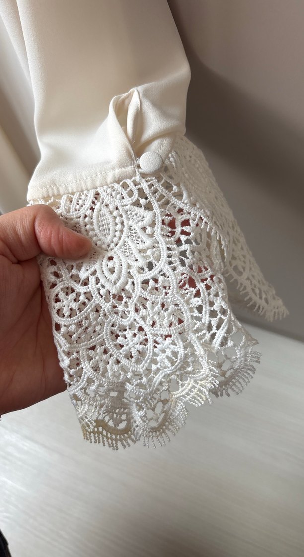 Dantel Detaylı şifon  ekru İpek Gömlek - Görsel 2