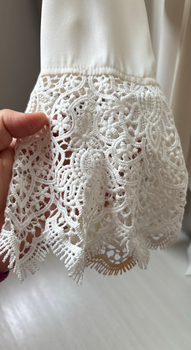 Dantel Detaylı şifon  ekru İpek Gömlek - Görsel 3