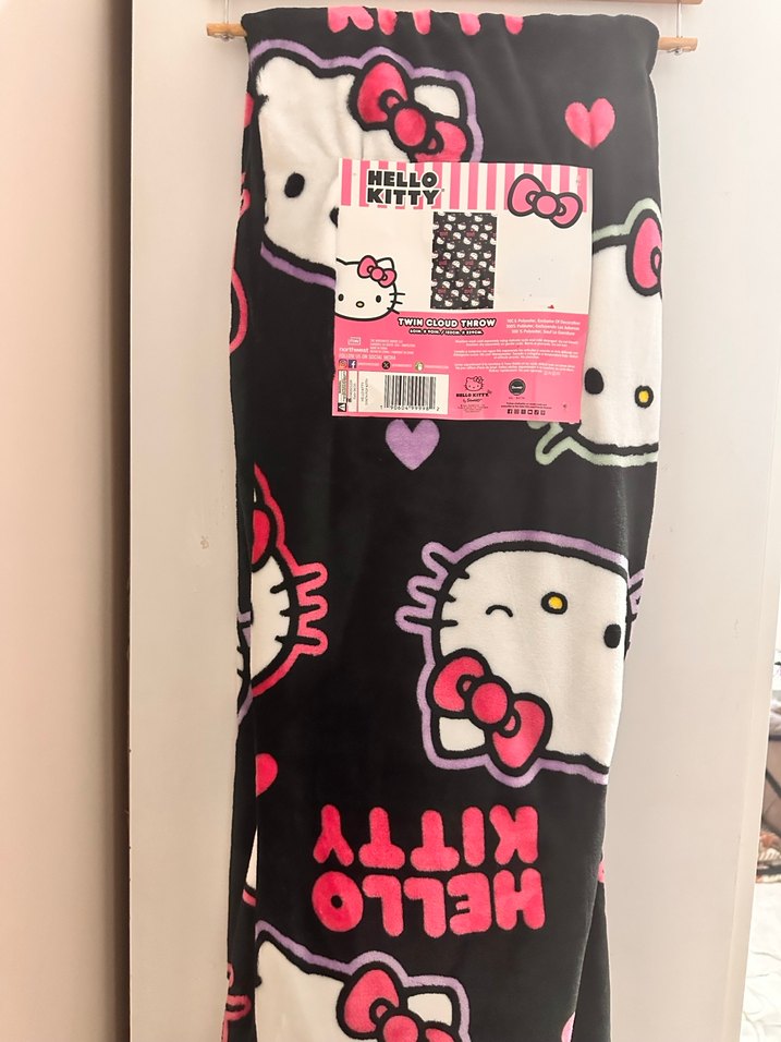 Hello Kitty Çocuk Battaniyesi - Pembe Desenli - Görsel 3