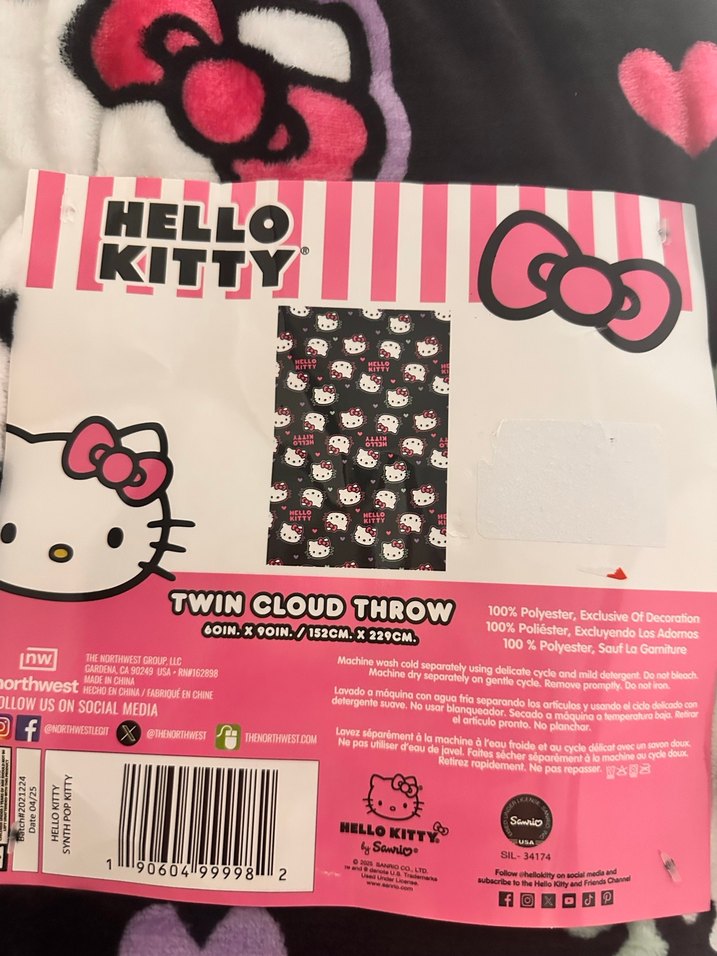 Hello Kitty Çocuk Battaniyesi - Pembe Desenli - Görsel 2