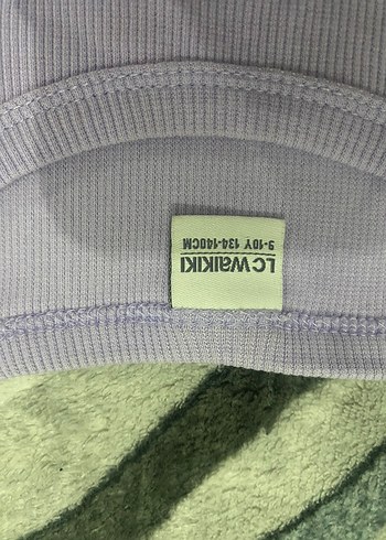 Lila Baskılı Kız Tişörtü - Görsel 2