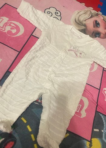 Beyaz Bebek Tulum - Görsel 2