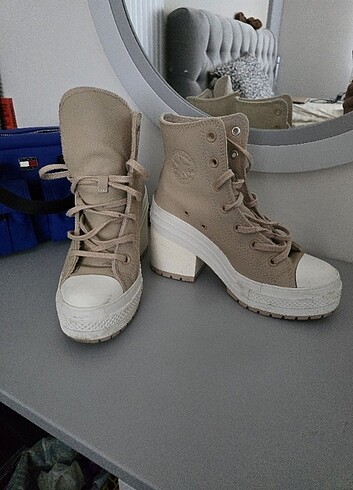 38 Beden ten rengi Renk Converse high heel sneaker