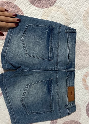 Only Kadın Mavi Yırtık Düğmeli Mini Denim Şort