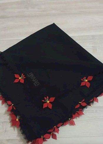Dantelli Siyah Kadın Fular