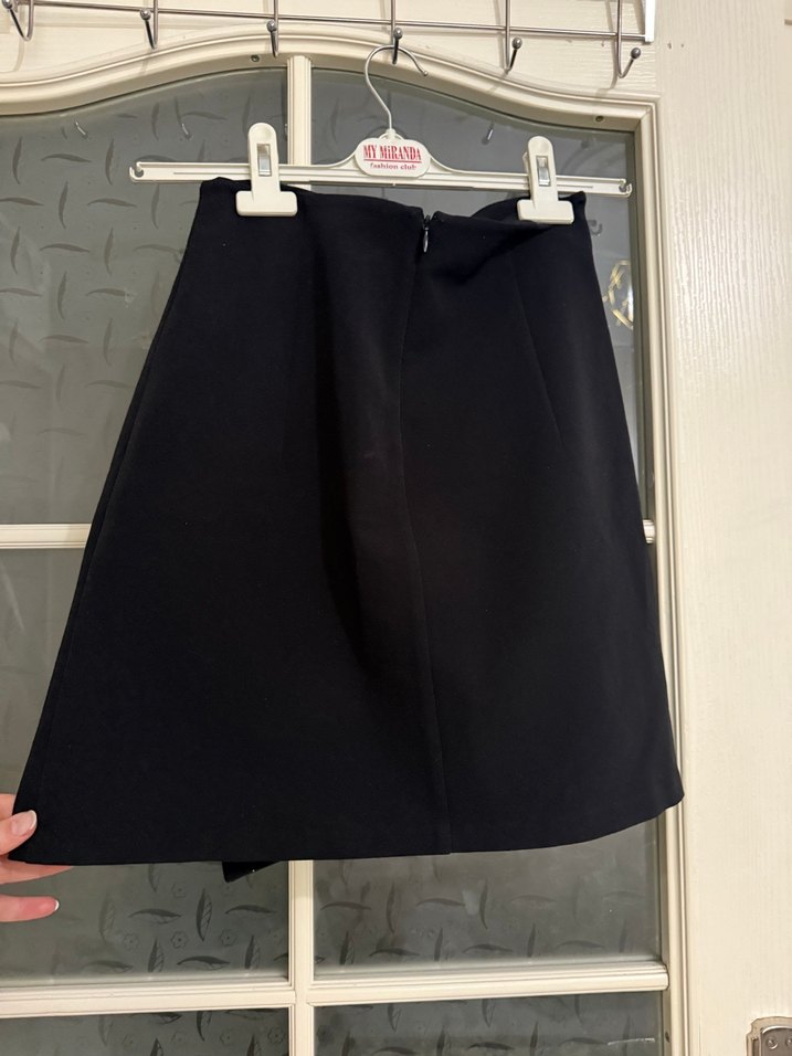 Düğmeli Siyah Mini Etek - Görsel 2