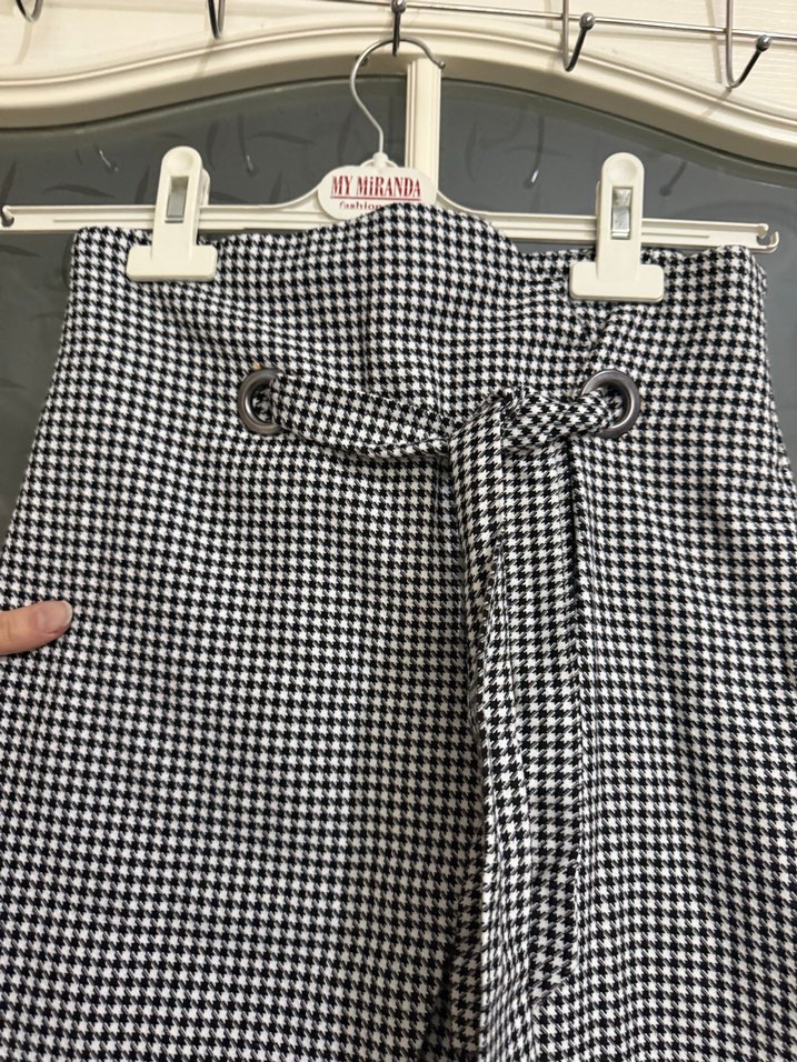 Kemer Detaylı Gri Kareli Midi Etek - Görsel 3