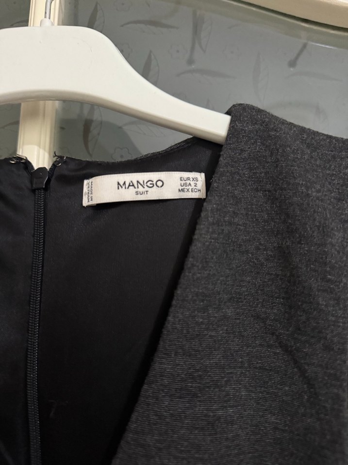 Gri V Yaka Fermuarlı Kadın Yelek - Görsel 2