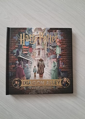 Harry Potter Diagon Alley Film Kitabı