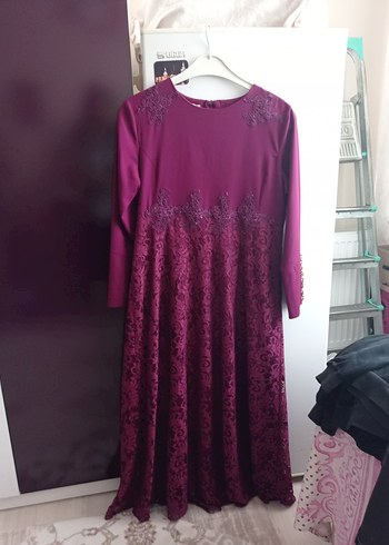 Bordo Nakışlı Uzun Kollu Dantel Elbise