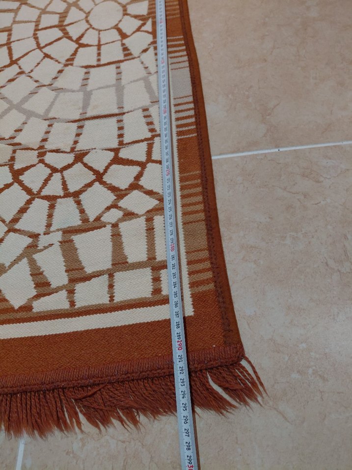 Parlak Kahverengi Yılan Desenli Halı - Görsel 3