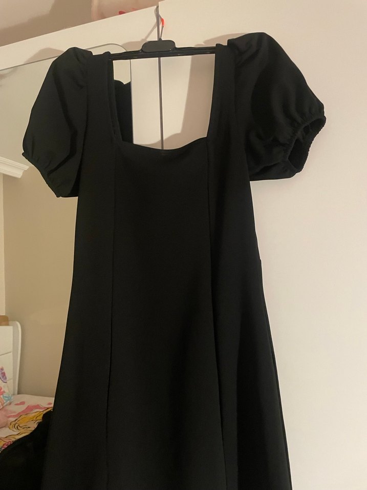 Siyah V Yaka Elbise - Görsel 2