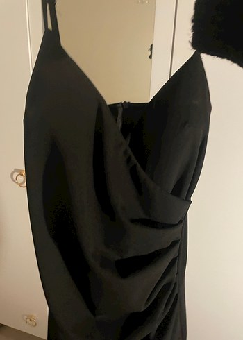 Siyah Drapeli V Yaka Midi Elbise - Görsel 4