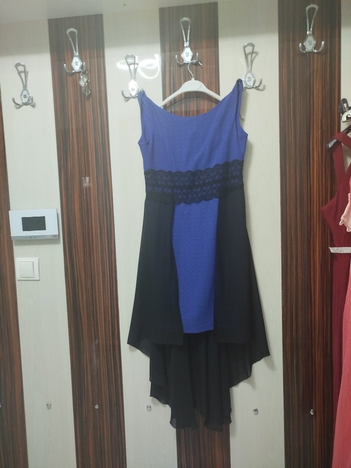 Mavi Siyah Drapeli Midi V Yaka Kadın Elbise - Görsel 4