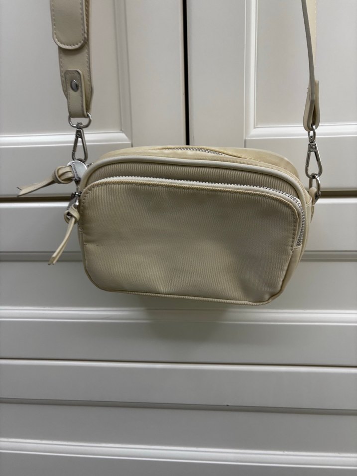 Stradivarius kadın askılı çapraz çanta - Görsel 3