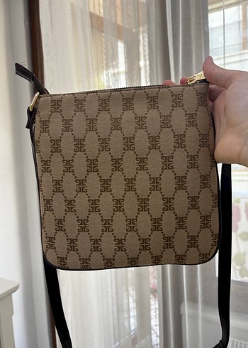 Pierre cardin kadın askılı çanta - Görsel 3