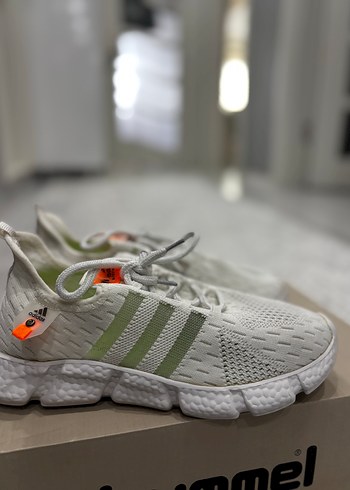 Adidas kadın spor ayakkabı - Görsel 3