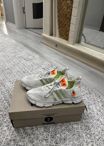 39 Beden Adidas kadın spor ayakkabı