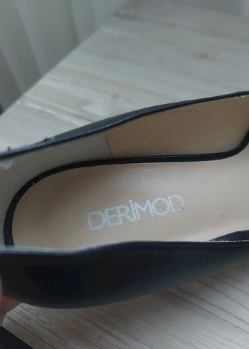 DERIMOD Kadın Siyah Deri Stiletto Topuklu Ayakkabı - Görsel 4