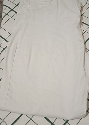 Stradivarius Düğmeli Bol Kesim Midi Keten Kadın Pantolon