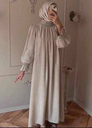40 Beden ten rengi Renk byeminegul Vintage Taş Detaylı Elbise