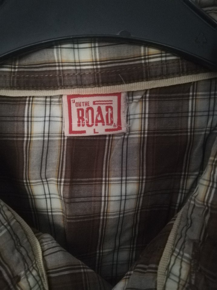 Düğmeli Kahverengi Kareli Erkek Gömlek - Görsel 4