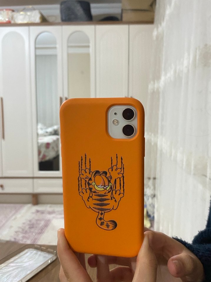 Parlak Siyah Gotik Telefon Kılıfı - Görsel 2