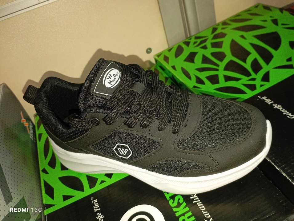 Siyah Yılan Desenli Bağcıklı Spor Ayakkabı - Görsel 3