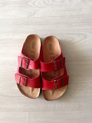 36 Beden Kırmızı Birkenstock Terlik