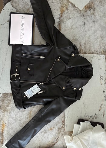 Zara Siyah Deri Biker Ceket, Kemerli, Dar Kesim