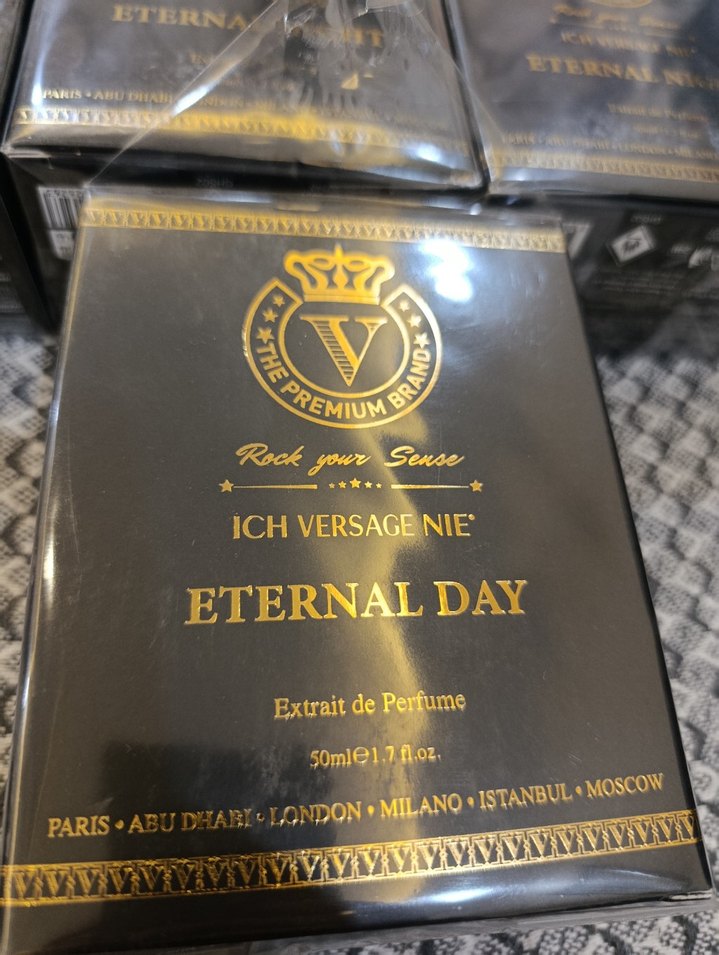 Erkekler için Altın Renkli Vintage Klasik Parfüm tane fiyatıdır - Görsel 2