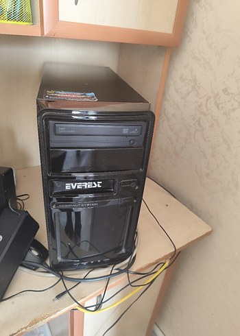 Beyaz CRT Bilgisayar, kasa, klavye, hoporlörü ve mouse - Görsel 7