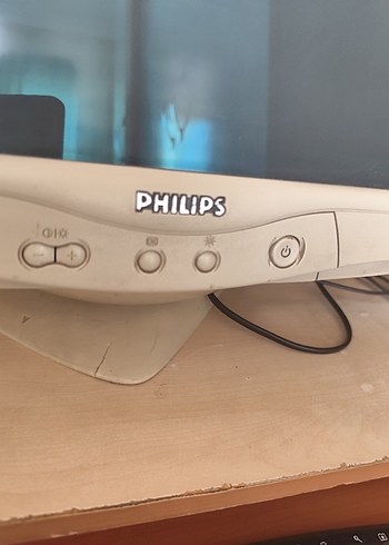 Beyaz CRT Bilgisayar, kasa, klavye, hoporlörü ve mouse - Görsel 3