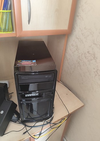 Beyaz CRT Bilgisayar, kasa, klavye, hoporlörü ve mouse - Görsel 6