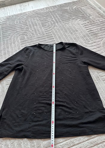 Siyah Payetli Tişört - Görsel 2