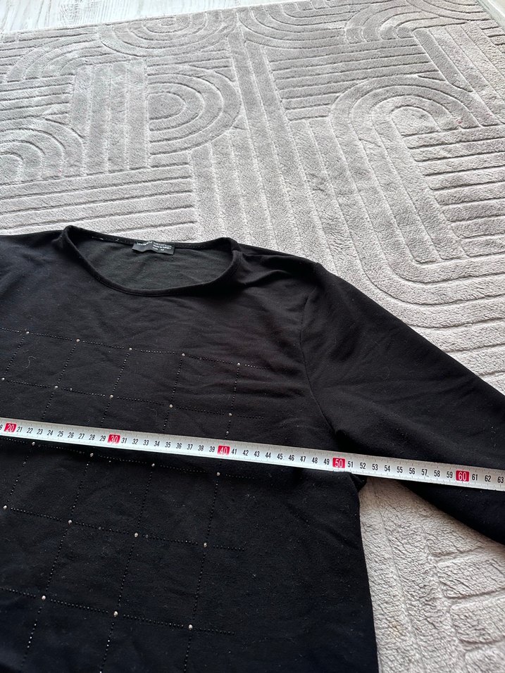 Siyah Payetli Tişört - Görsel 4