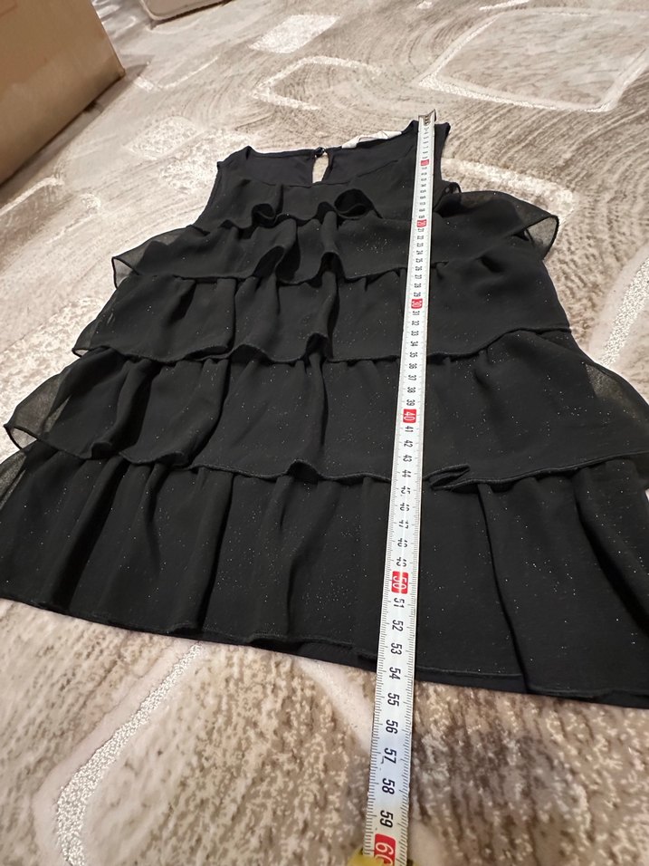 Kız Çocuk Siyah Fırfırlı Kolsuz Yelek - Görsel 2