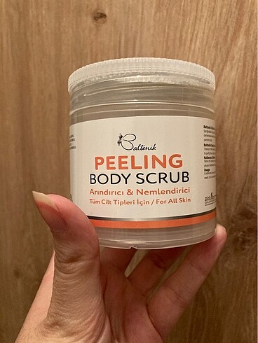 Peeling scrub