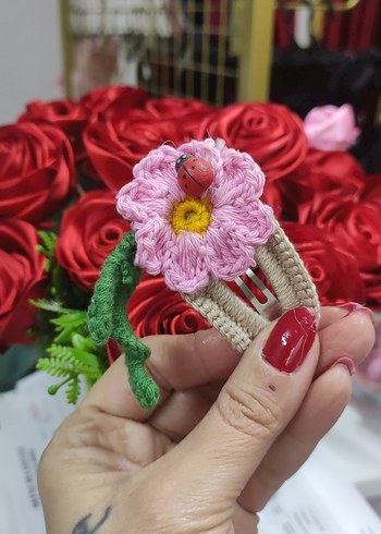 Renkli Örgü Çiçekli Çocuk Toka - Görsel 3