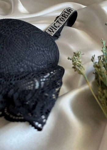 Victoria's secret Dantel İşlemeli Siyah Goth Sütyen Takımı - Görsel 3