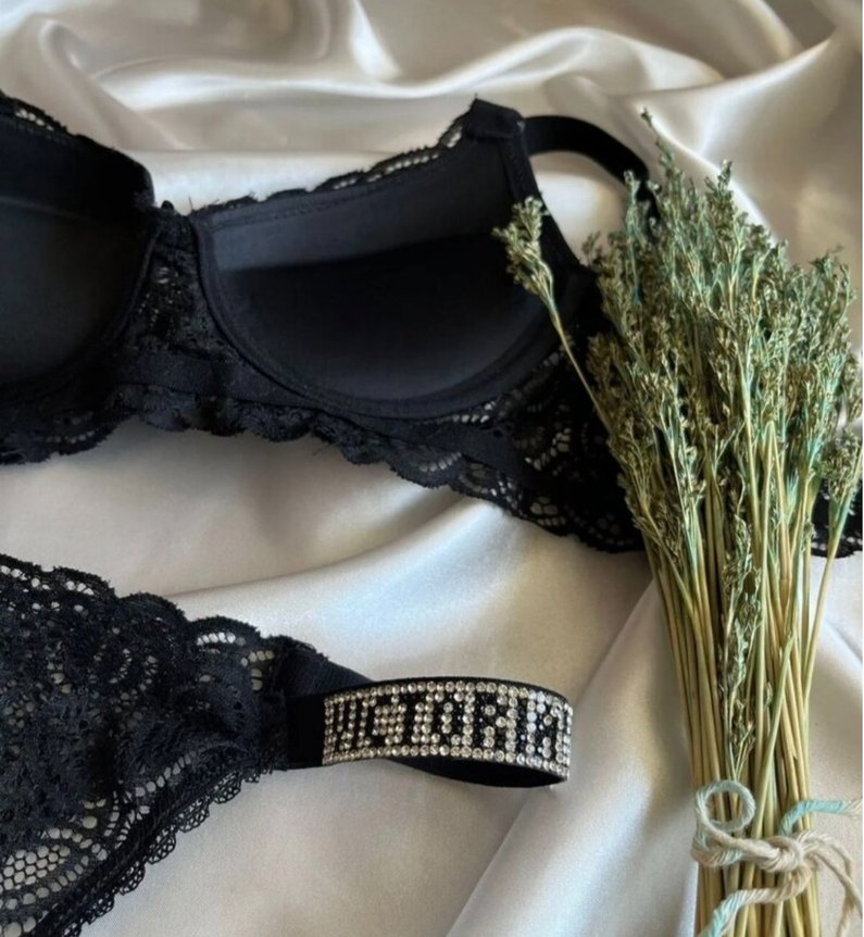 Victoria's secret Dantel İşlemeli Siyah Goth Sütyen Takımı - Görsel 4