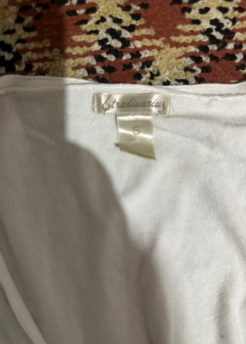 STRADIVARIUS Düğmeli Beyaz V Yaka Uzun Kollu Kadın Hırka