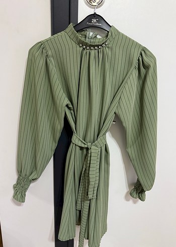 Yeşil Çizgili Uzun Kollu Bluz - Görsel 2